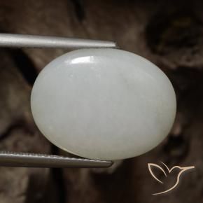 Jadéite Blanc grisâtre naturelle ovale, 10.20 ct, Translucide