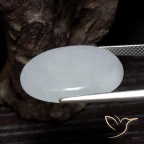 Jadéite Blanc grisâtre naturelle ovale, 19.93 ct, Translucide