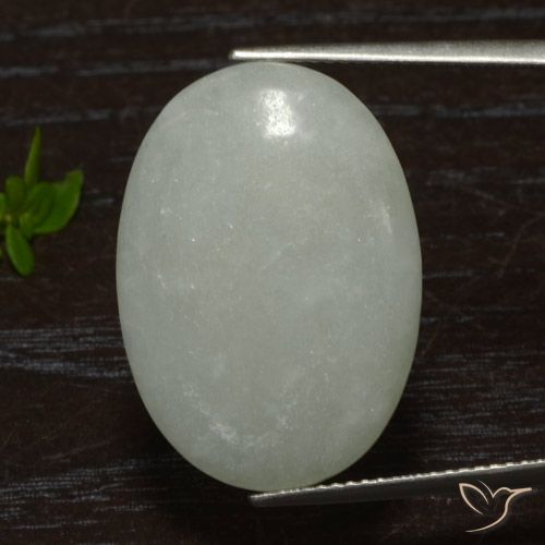 Jadéite Gris vert naturelle ovale, 18.95 ct, Translucide