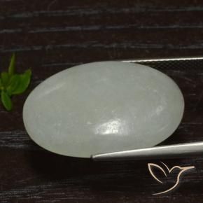 Jadéite Gris vert naturelle ovale, 18.95 ct, Translucide