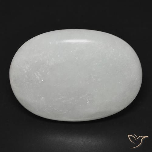 Jadéite Vert gris léger naturelle ovale, 26.91 ct, Translucide