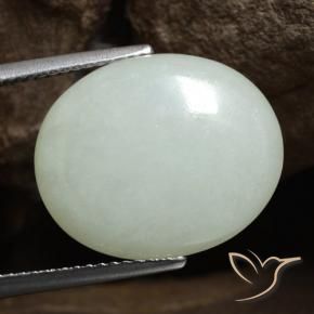 Jadéite Vert jaunâtre naturelle Coupe ovale, 9.66 ct, Translucide