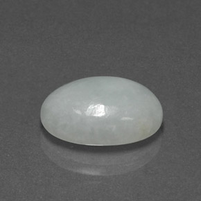 Jadéite vert naturelle coupe ovale, 8,44 ct, opaque