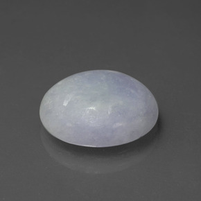 Jadéite bleue naturelle coupe ovale, 6,53 ct, translucide