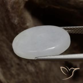 Jadéite Gris moyen naturelle ovale, 7.87 ct, Translucide