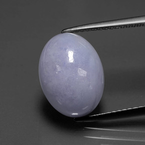 Jadéite bleue naturelle coupe ovale, 7,41 ct, opaque