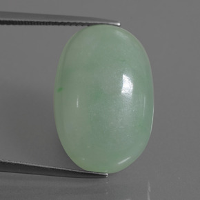 Jadéite Vert naturelle Coupe ovale, 18.38 ct, Translucide