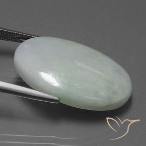 Jadéite Vert clair naturelle ovale, 20.12 ct, Translucide