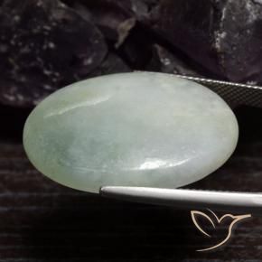 Jadéite Gris vert naturelle ovale, 37.66 ct, Translucide