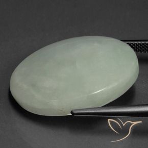 Jadéite Gris vert naturelle ovale, 40.64 ct, Translucide