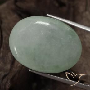 Jadéite Vert grisâtre naturelle ovale, 25.64 ct, Translucide