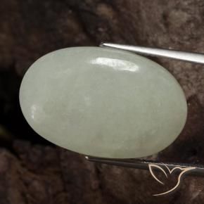 Jadéite Jaune-vert grisâtre naturelle ovale, 19.29 ct, Translucide