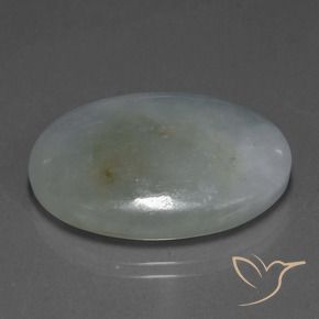 Jadéite Vert moyen naturelle ovale, 40.64 ct, Translucide