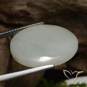 Jadéite Gris moyen naturelle ovale, 10.12 ct, Translucide
