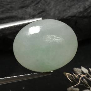 Jadéite Gris vert naturelle ovale, 9.78 ct, Translucide