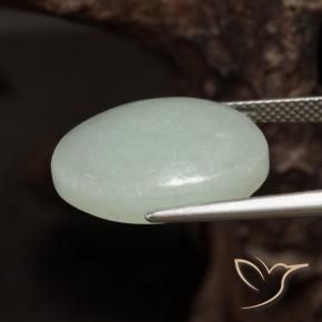 Jadéite Vert clair naturelle ovale, 16.14 ct, Translucide