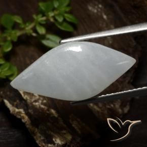 Jadéite Blanc grisâtre naturelle Marquise, 6.74 ct, Translucide