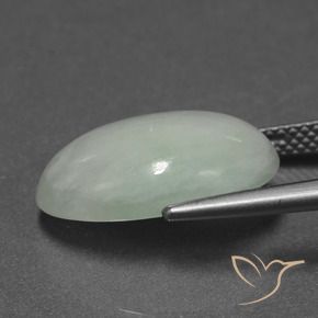 Jadéite Vert blanc naturelle ovale, 10.28 ct, Translucide