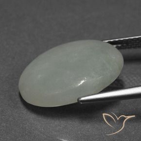 Jadéite Vert moyen naturelle ovale, 10.08 ct, Translucide
