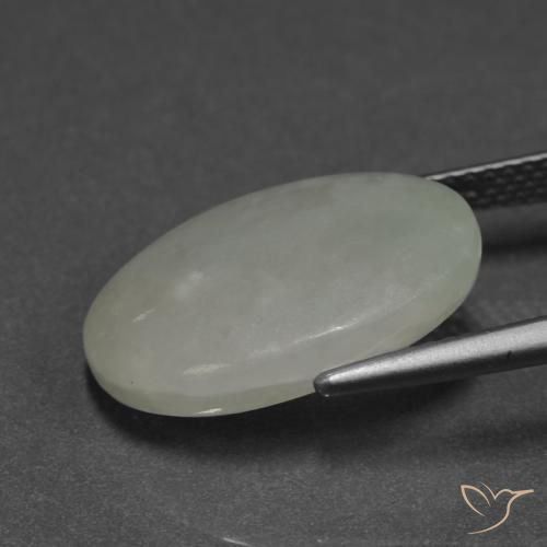 Jadéite Vert moyen naturelle ovale, 9.31 ct, Translucide