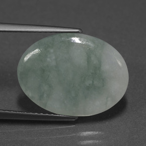 Jadéite vert naturelle coupe ovale, 6,02 ct, translucide