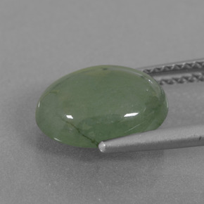 Jadéite vert naturelle coupe ovale, 3,85 ct, translucide
