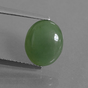 Jadéite vert naturelle coupe ovale, 2,77 ct, translucide