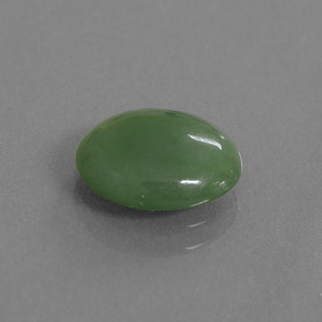 Jadéite vert naturelle coupe ovale, 2,77 ct, translucide