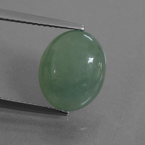Jadéite vert naturelle coupe ovale, 5,60 ct, translucide