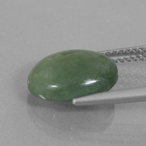 Jadéite vert naturelle coupe ovale, 4,05 ct, translucide
