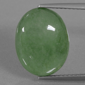 Jadéite vert naturelle coupe ovale, 7,53 ct, translucide