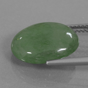 Jadéite vert naturelle coupe ovale, 7,53 ct, translucide