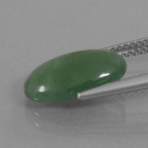 Jadéite vert naturelle coupe ovale, 4,00 ct, translucide