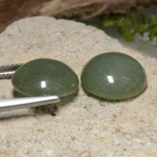 Achetez naturel 12,57ct vert jadéite gems, coupe roude, en provenance myanmar chez gemselect. en stock, livraison internationale!