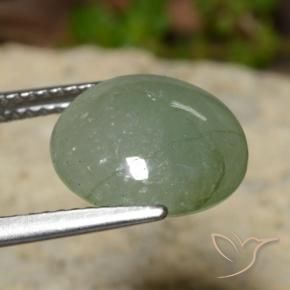 Jadéite Vert chaud naturelle Tour, 5.81 ct, Translucide