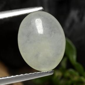 Jadéite blanc naturelle coupe ovale, 3,13 ct, translucide