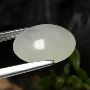 Jadéite blanc naturelle coupe ovale, 3,13 ct, translucide