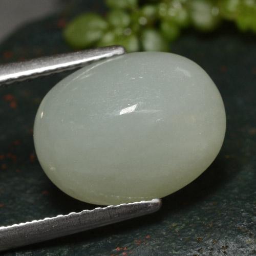 Jadéite blanc naturelle coupe ovale, 7,11 ct, translucide