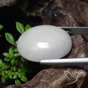 Jadéite Gris très clair naturelle ovale, 23.32 ct, Translucide