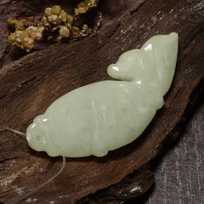 Jadéite vert naturelle forme fantaisie, 29,60 ct, translucide