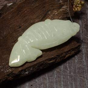 Jadéite vert naturelle forme fantaisie, 29,60 ct, translucide