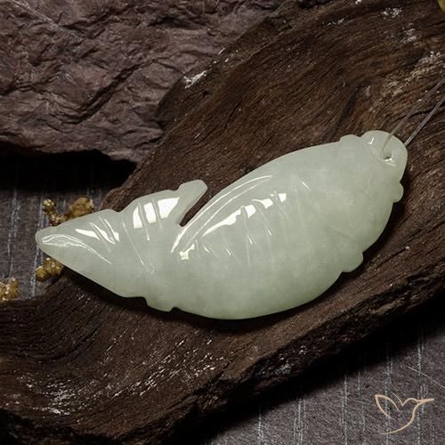 Jadéite Vert moyen naturelle Fantaisie, 37.57 ct, Translucide