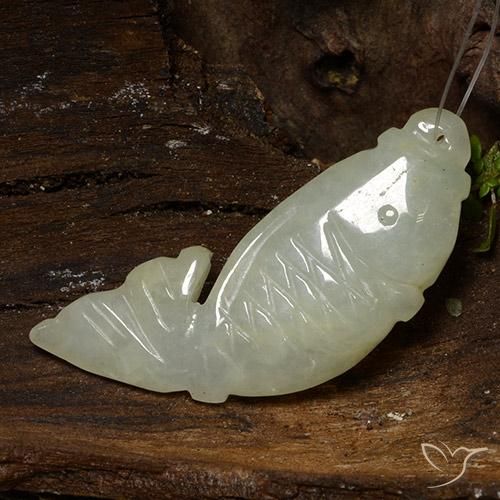 Jadéite Vert-jaune moyen naturelle Fantaisie, 26.70 ct, Translucide