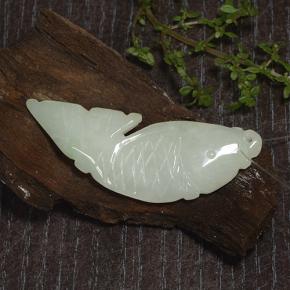 Jadéite vert naturelle forme fantaisie, 26,32 ct, translucide