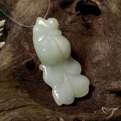 Jadéite Vert grisâtre naturelle Fantaisie, 33.92 ct, Translucide