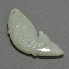 Jadéite vert naturelle forme fantaisie, 33,14 ct, translucide