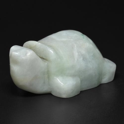 Jadéite vert naturelle forme fantaisie, 117,18 ct, opaque