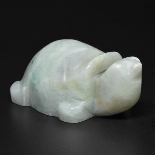 Jadéite vert naturelle forme fantaisie, 117,18 ct, opaque