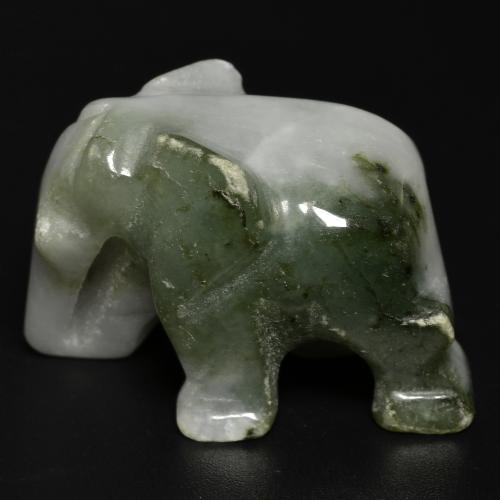Jadéite vert naturelle forme fantaisie, 65,91 ct, opaque