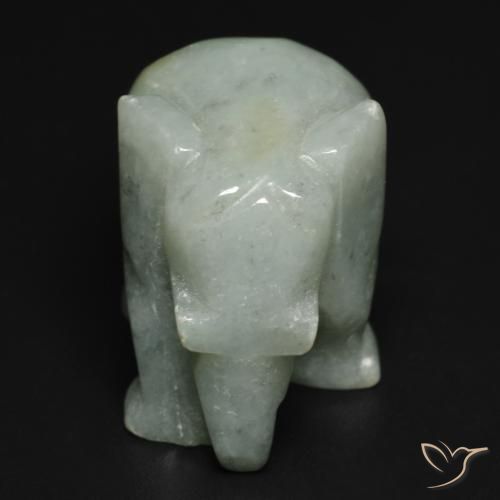 Jadéite vert naturelle forme fantaisie, 59,48 ct, opaque